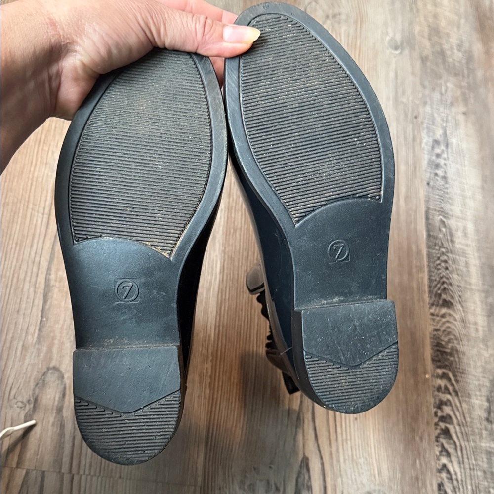 Target Women's Black Chelsea Boots - Picture 7 of 8